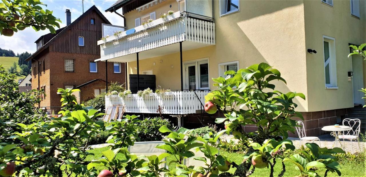 Liebevoll Gästewohnungen Alpirsbach Exterior foto